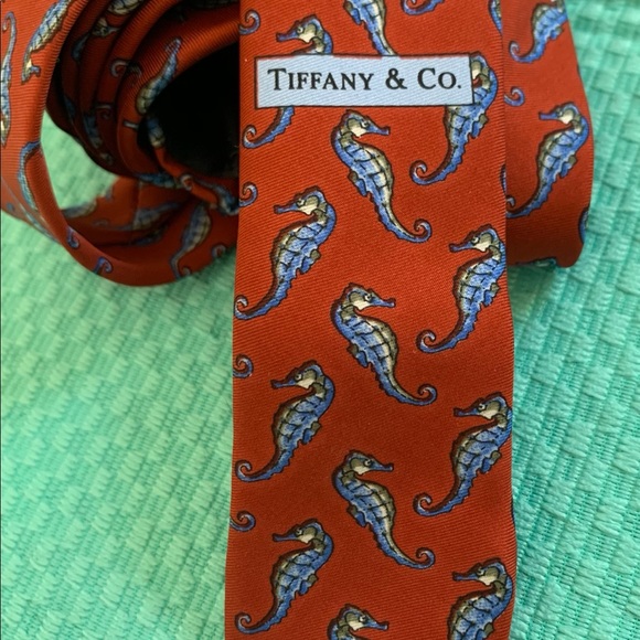 👔 Luxury Men’s Designer Tie by Tiffany & Co. - Picture 7 of 10
